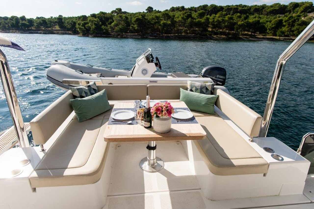 Aquila 44, Adriatic Z