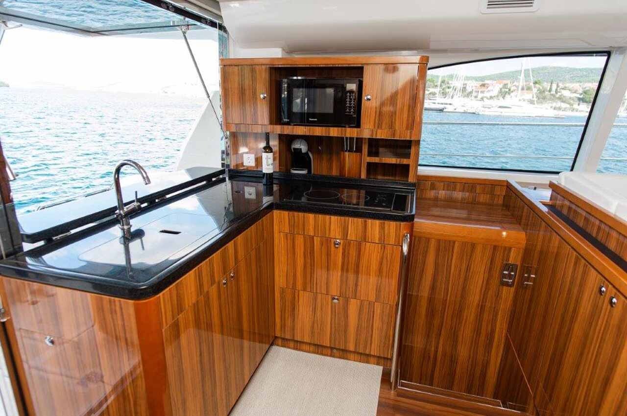 Aquila 44, Adriatic Z