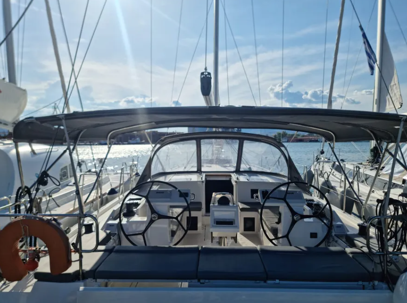 Bavaria C45, Silver III