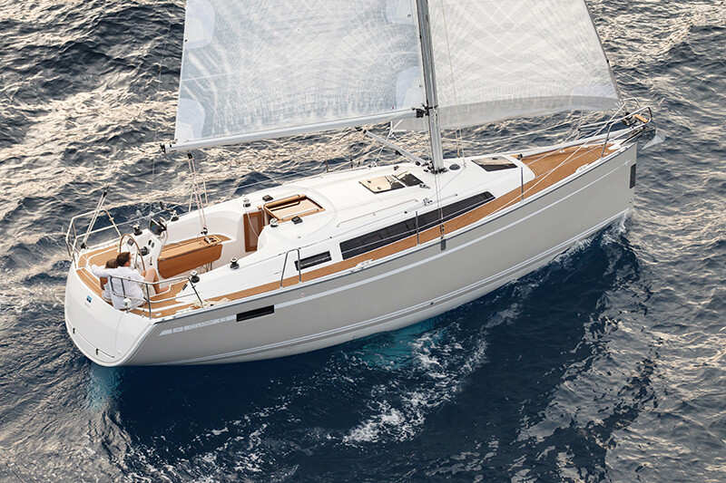 Bavaria Cruiser 33, Adria Breeze