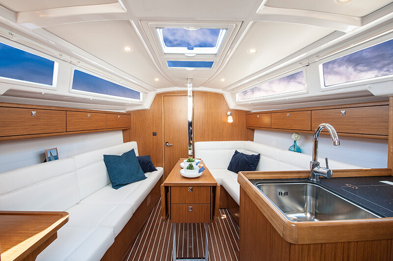 Bavaria Cruiser 33, Adria Breeze