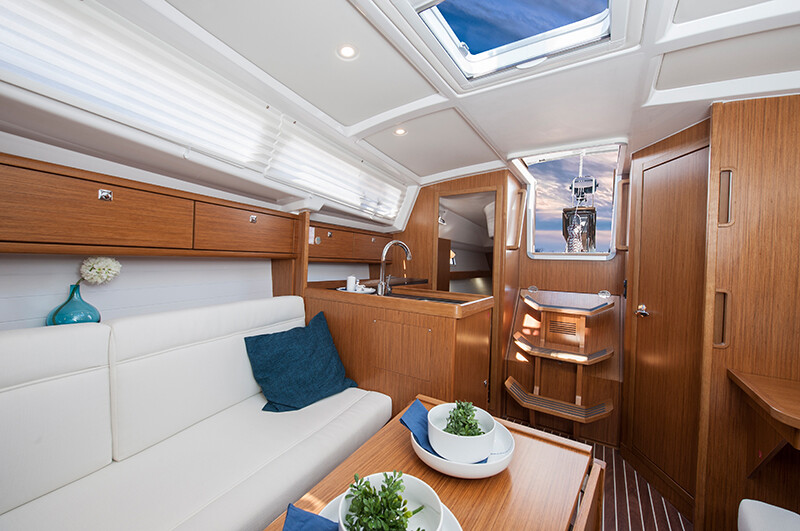 Bavaria Cruiser 33, Adria Breeze