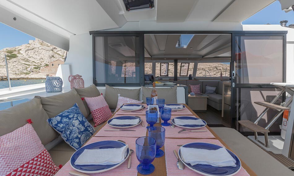 Fountaine Pajot Astrea 42, Felis