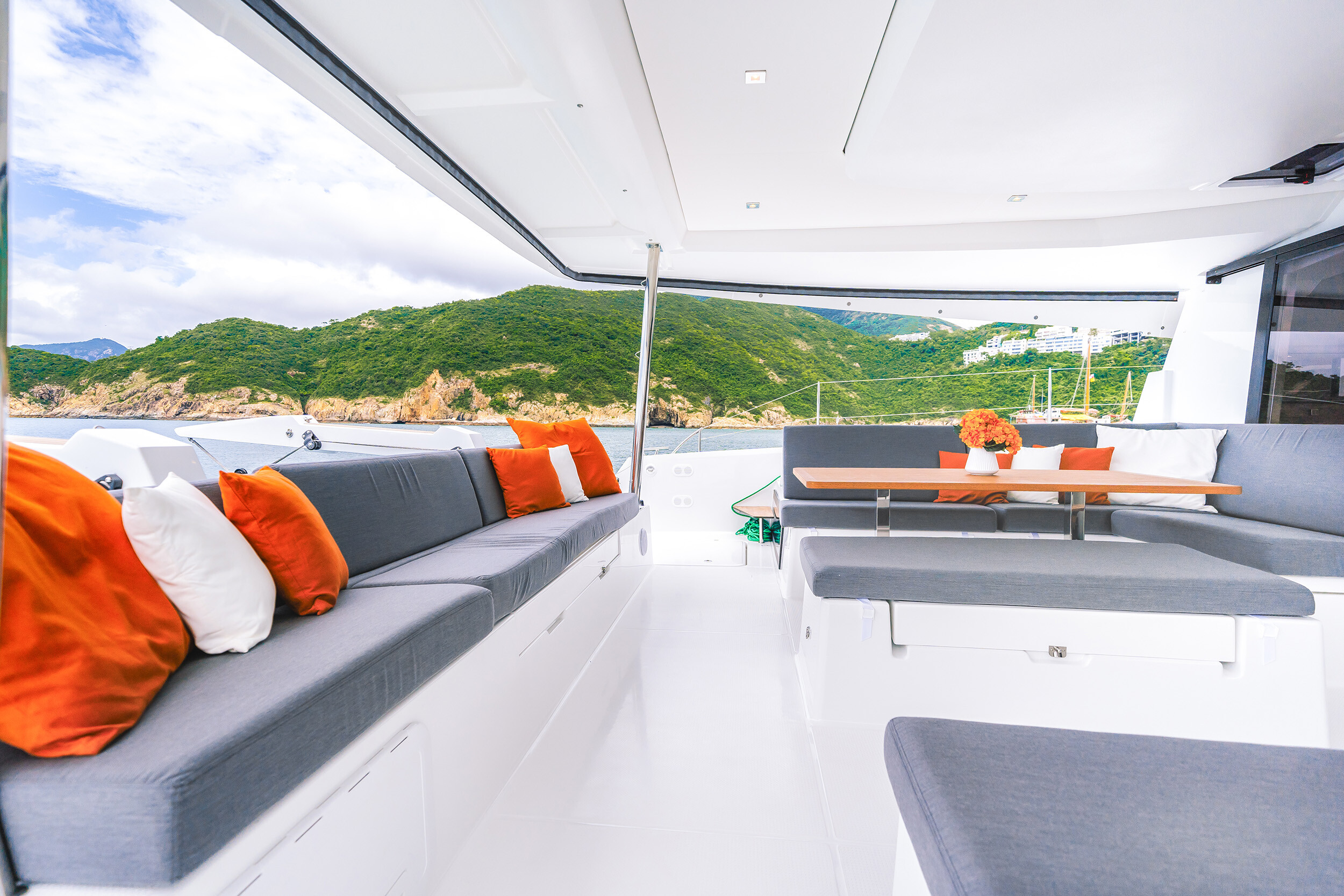 Fountaine Pajot Tanna 47, First Life