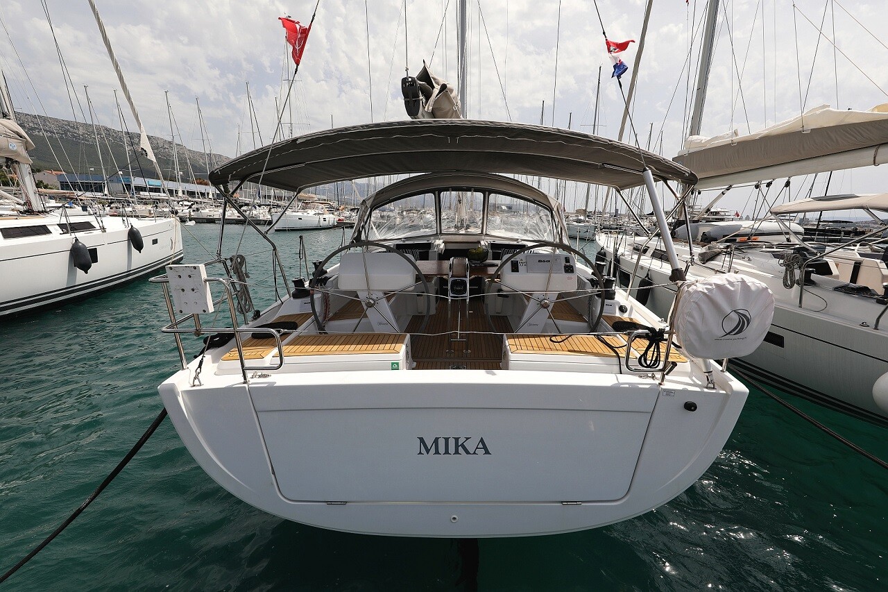 Hanse 458, Mika