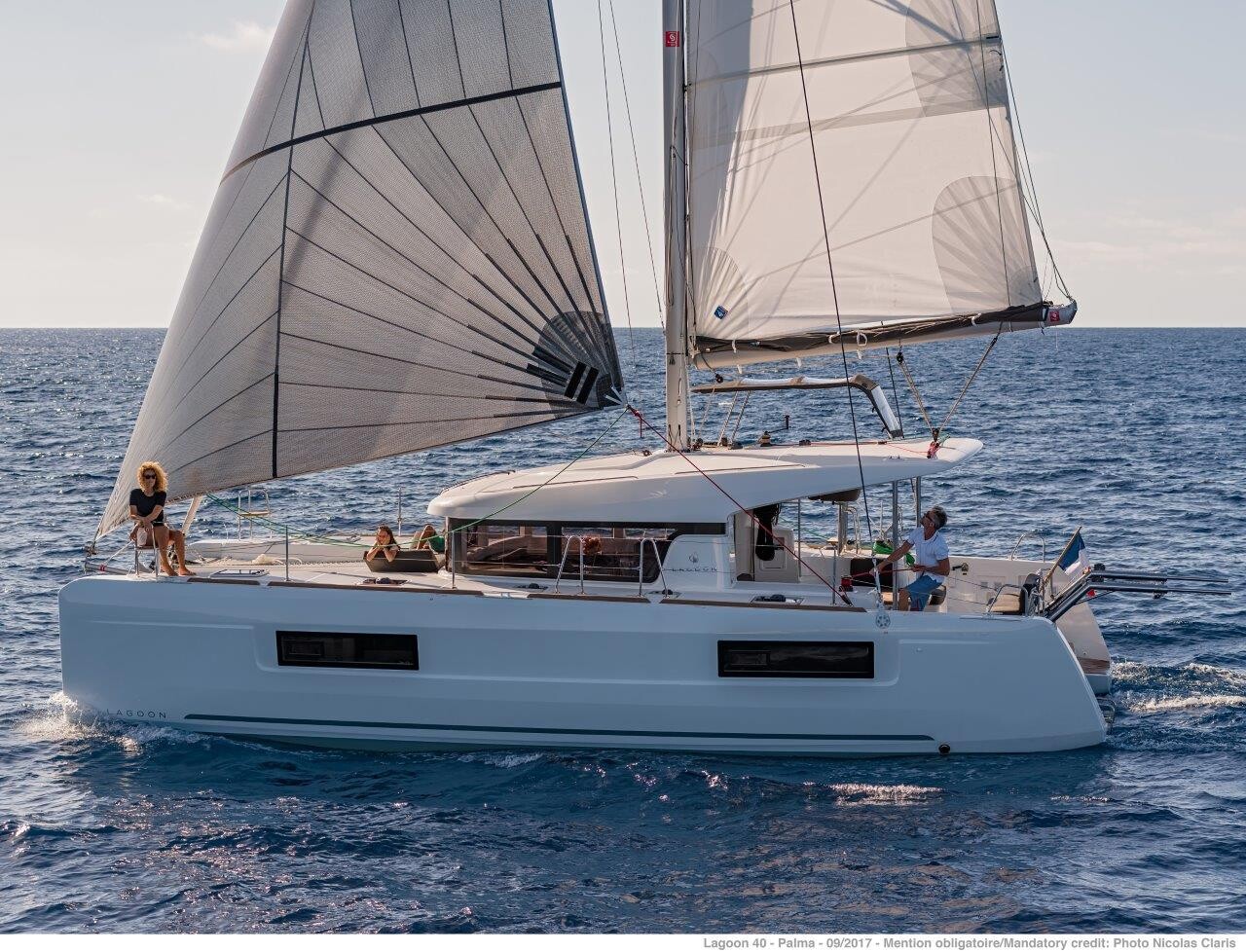 Lagoon 40, CLASS