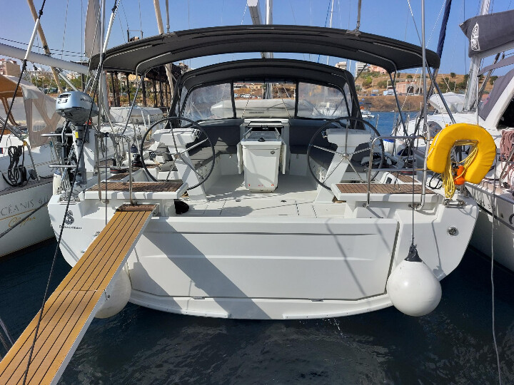 Oceanis 46.1, Kalmi