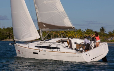 Sun Odyssey 349, Bravo Kiss