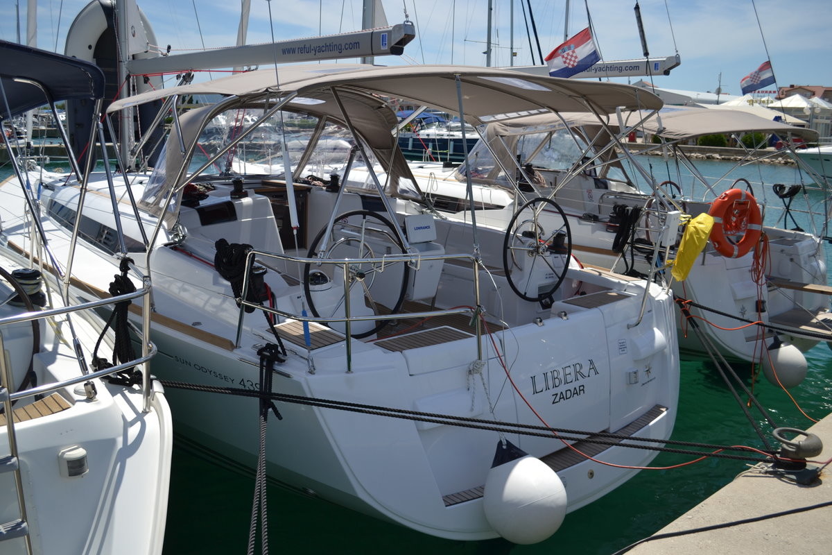 Sun Odyssey 439, Libera