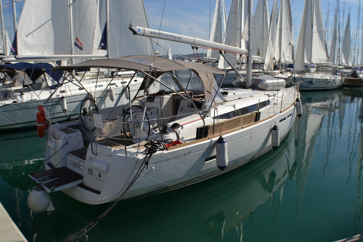 Sun Odyssey 439, Libera