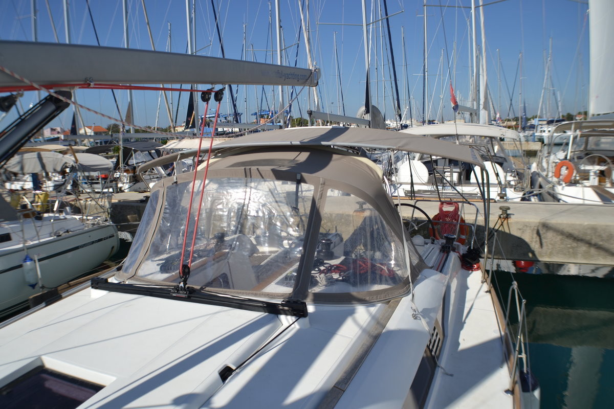 Sun Odyssey 439, Libera