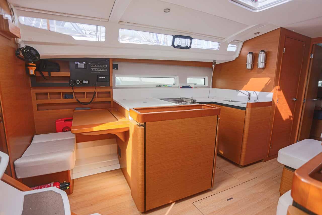 Sun Odyssey 440, Lazy River