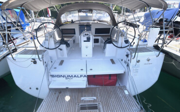 Sun Odyssey 440, Signum Alfa